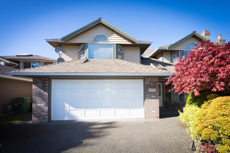 Listing photograph of 9311 Cunningham Place